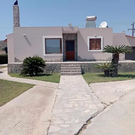 Katavias House بيت للعطل *
